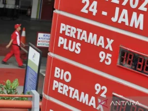 Bahlil Sebut Harga Pertamax Berpotensi Naik Jika Harga Minyak Dunia Tak Turun