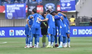 Bojan Hodak Larang Eksperimen, Persib Wajib Main Full Power di 7 Laga Sisa