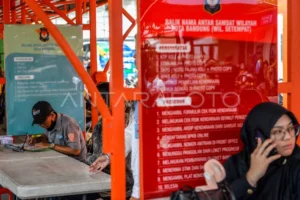 Kebijakan Pajak Tanpa KTP di Jawa Barat: Mudah bagi Warga, Tantangan Koordinasi Pemerintah