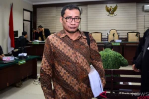 KPK Telusuri Duit: Skandal Pemerasan Bupati Tulungagung Terbongkar