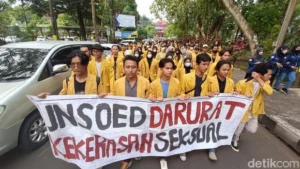 Mahasiswa Unpad Desak: Guru Besar IY Tak Cukup Dipecat, Kasus Kekerasan Seksual Harus Diusut Tuntas