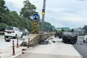 Mengungkap Penyebab Mengejutkan 2 Mobil Tabrakan di Tol Jagorawi Arah Sentul: Satu Terbalik, Tak Ada Korban Jiwa