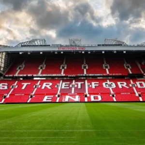 Old Trafford: Sejarah Kutukan, Rekor Leeds, dan Rencana Transfer Manchester United 2026