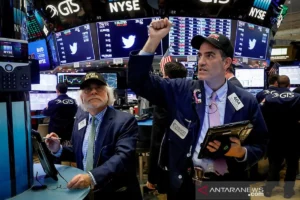 Pekan Krusial Wall Street: Laba Emiten Teknologi & Rapat The Fed Uji Reli Saham – Apa yang Harus Anda Ketahui?