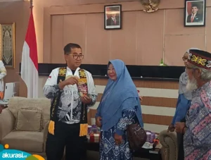 Pengamat Sindir Renovasi Rumah Dinas Gubernur Kaltim: Mau Mewah Jangan Jadi Pejabat