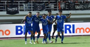 Persib Bandung Kokoh di Puncak Klasemen Liga 1 2025/2026: Analisis Mendalam dan Dampaknya