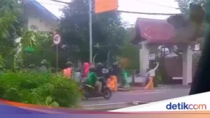 Pria di Maros Nekat Ancaman Pakai Sajam, Warga Heboh!
