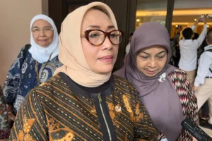 Terungkap! Menteri PPPA Usul Gerbong Wanita di Tengah, Laki‑laki di Ujung: Langkah Keamanan Revolusioner untuk KRL