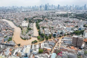 Cuaca Hari Ini: Jabodetabek Diprediksi Hujan, Waspadai Banjir