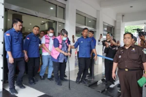 Kejati Jakarta Jerat Eks Dirjen SDA KemenPU Tersangka, Diduga Terima Rp 2 M: Apa yang Terjadi?