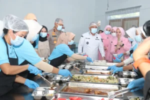 Nyawa Dapur SPPG di Tangan Pengawas Gizi dan Jurutama Masak: Fokus Pada Food Safety