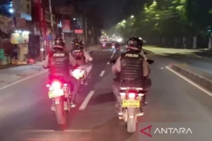 Polda Metro Tangkap 8 Pelaku Begal, 3 Diantaranya Menyasar WNA: Apa yang Terjadi?