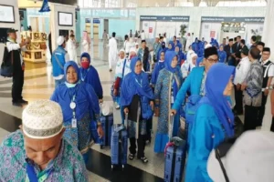 Purbaya Berangkat Haji: Membawa Doa untuk Pertumbuhan Ekonomi Indonesia