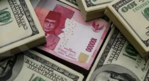 Rupiah Melemah Nyaris Sentuh Rp17.900 per Dolar AS Hari Ini: Apa yang Terjadi?