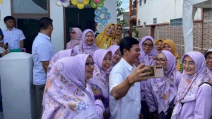 Saat Kader Posyandu di Bandung Kejar Anak demi Penuhi Imunisasi dengan Cerdik