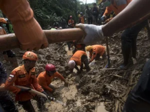 1 430 Tewas Akibat Gempa di Venezuela: Tim Penyelamat Berburu dengan Waktu