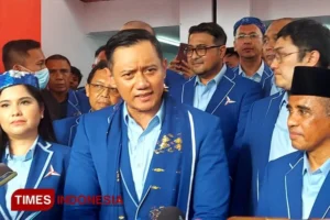AHY Ajak Kader Demokrat Berbagi Sepatu Usai Nobar Children of Heaven: Inspirasi Gerakan Sosial