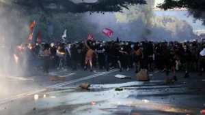 Chaos New York Tiba-Tiba Rusuh: 1 Orang Ditembak dan 4 Orang Ditikam