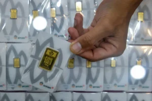 Harga Emas Antam Hari Ini: Kenapa Merosot Rp32.000 Jadi Rp2.738.000?