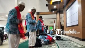 Kloter Pertama Jemaah Haji Probolinggo: 1 Orang Wafat dan 1 Sakit di Arab Saudi