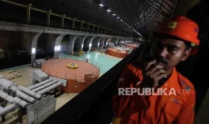 Pekerja Pembangkit Listrik Tolak Kategori Jasa Penunjang: Apa yang Terjadi?