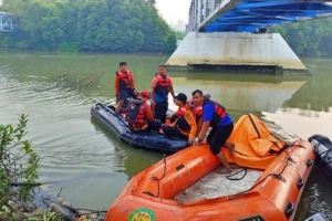 Pria yang Tenggelam saat Mancing di Kali Lamong Surabaya: Apa yang Terjadi?