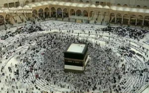 Seskab Teddy Sebut Pelaksanaan Haji Lancar, Tegaskan Hanya RI Punya Kampung Haji
