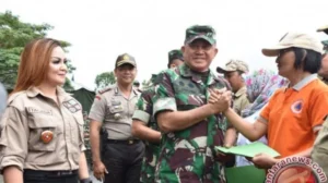 Siapa Lodewyk Pusung? Profil Eks Wakil Kepala BGN