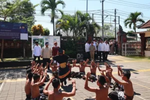 Siswa Sekolah Rakyat Bali Sambut Presiden Prabowo dengan Tari Kecak yang Menakjubkan