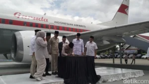 Wamenhaj Dahnil Tegur Garuda: Apa yang Terjadi?