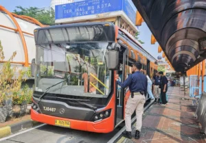 Apakah Tiket Langganan TransJakarta Rp200 Ribu Layak?