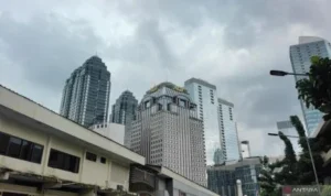 Cuaca Jakarta Rabu Ini: BMKG Prediksi Awan Tebal Meliputi Seluruh Wilayah
