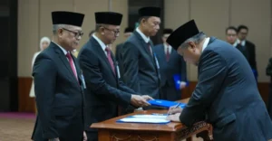 Gubernur BI Lantik 12 Pemimpin Baru untuk Perkuat Transformasi Organisasi