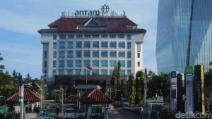 Gunakan EBT di Bisnis Tambang Emisi Karbon ANTAM Turun 9,43%