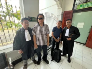 Hajar Istri karena Tolak Ajakan Bersetubuh Pria Tunanetra di Surabaya Diadili: Apa yang Terjadi?