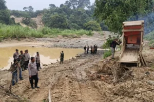 Jelang Revalidasi UNESCO: Satgas Gabungan Temukan Bekas PETI di Kawasan Geopark Merangin