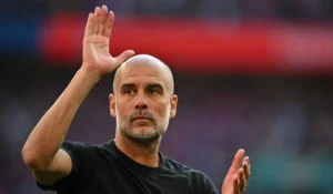 Man City Lelang Barang-Barang Pep Guardiola: Dari Peluit hingga Koleksi Dupa