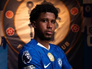 Manchester United Datangkan Andrey Santos dari Chelsea: Strategi Baru untuk Menguatkan Lini Tengah