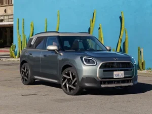 Mini Countryman Electric Diskon Rp 400 Juta: Apa yang Ditawarkan?