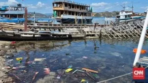 Pesisir Labuan Bajo NTT Darurat Sampah: Kerusakan Pantai Makin Parah
