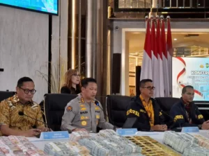 Polri Belum Umumkan Tersangka Korupsi, Apakah Itu Berarti Banyak Kepala?