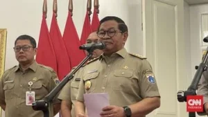Pramono Minta Mal Bongkar Pagar Tinggi: Ini Alasannya