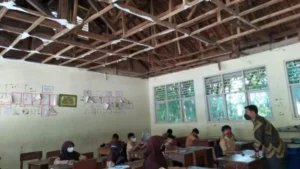 SDN Kebayoran Lama Rusak Hampir Dua Tahun: Apa yang Terjadi dengan Sekolah Ini?