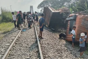 Dump Truk Tertemper KA Putri Deli di Lintasan Tanpa Plang di Sumut Sopir Tewas: Faktor-Faktor yang Membuat Kecelakaan ini Terjadi?