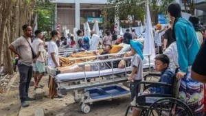 Foto Evakuasi Pasien Rumah Sakit Saat Gempa Guncang Labuan Bajo: Kapan dan Bagaimana?