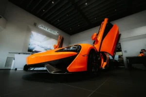 McLaren McL 6GT Supercar: Mengapa Transmisi Manual Mencuri Perhatian
