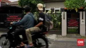 Mengapa Keluarga Bantul Pasang Spanduk Marah Usai Anjing John Wick Diracun?