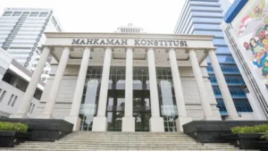 MK Hapus Ancaman Pidana di KUHP Baru: Apa Artinya untuk Penggunaan Lambang Negara?