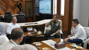 Presiden Kolombia Pimpin Langsung Penanganan Gempa M 7,4 dari Bogota