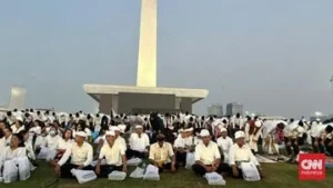 Ribuan Warga Padati Monas untuk Zikir dan Doa Kebangsaan: Apa yang Terjadi?